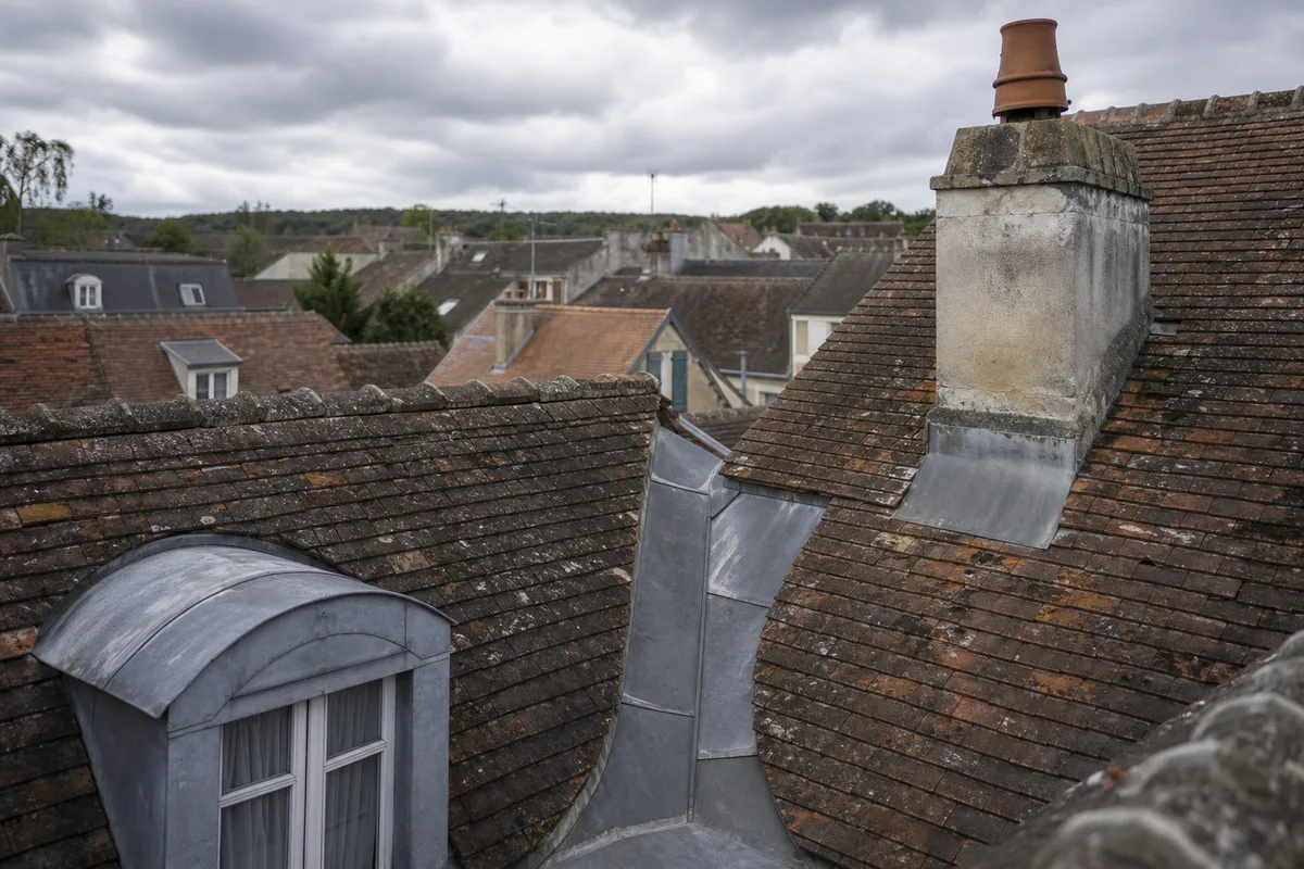 Zinguerie 78 : solins, noues et habillages dans les Yvelines